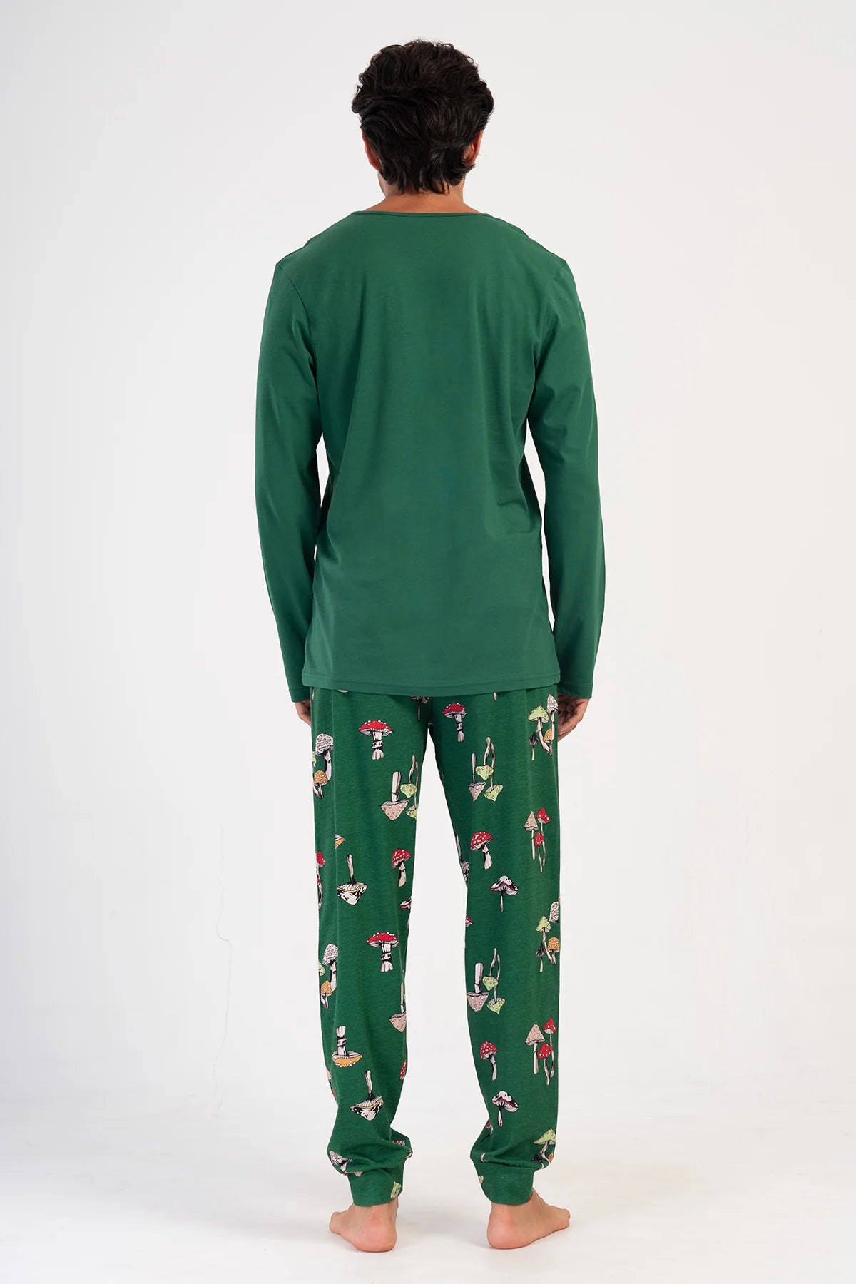 Пижама Веселата гъбка за него